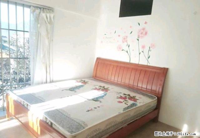 华首上领复式温馨两居室急租1600一个月,全新家具家电,跃层 - 房屋出租 - 房屋租售 - 丽江分类信息 - 丽江28生活网 lj.28life.com