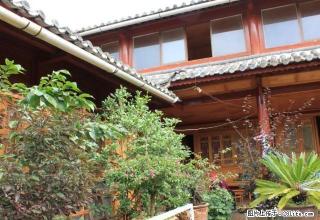大研古城精品庭院出租,13室含5间铺面古城核心地段位置优越 - 丽江28生活网 lj.28life.com
